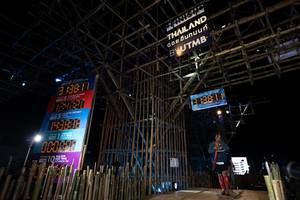 BIB: 2021, 230
                            <button type="button" onclick="openModal(15981173)" class="btn btn-primary btn-sm float-right btn-popup" data-toggle="modal" data-target=".modal-high-quality">
                        <i class="fas fa-shopping-cart"></i> Add to Cart
                    </button>
                                            <button type="button" onclick="isThisMe(15981173, true)" class="btn btn-success btn-sm float-right btn-popup btn-isme hidden" data-toggle="tooltip" data-placement="bottom" title="นี่คือรูปของคุณใช่ไหม คลิกที่นี่เพื่อเอาเข้าอัลบั้ม">
                        <i class="fas fa-plus"></i> Add to album
                    </button>
                    <button type="button" onclick="isThisMe(15981173, false)" class="btn btn-warning btn-sm float-right btn-popup btn-isnotme hidden">
                        <i class="fas fa-ban"></i> Remove from album
                    </button>